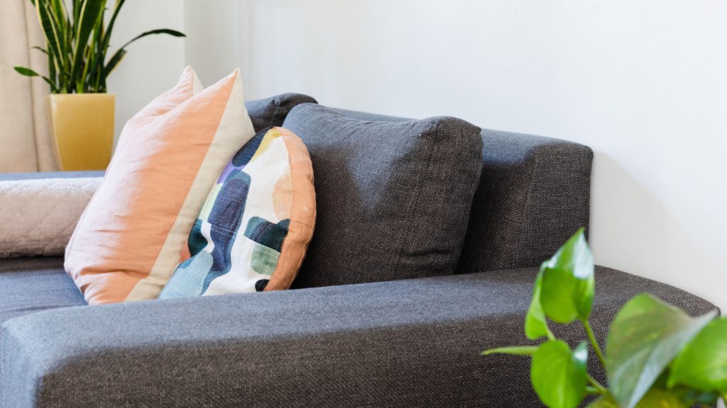 6 Tips for Buying the Best Sofa